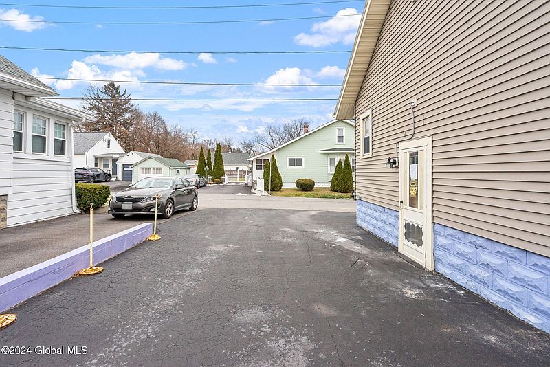 5th image of 15 Osborne Road