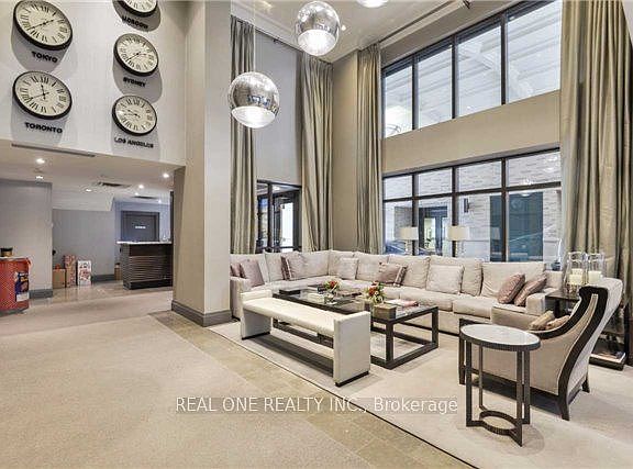 3rd image of 35 Hayden St #719