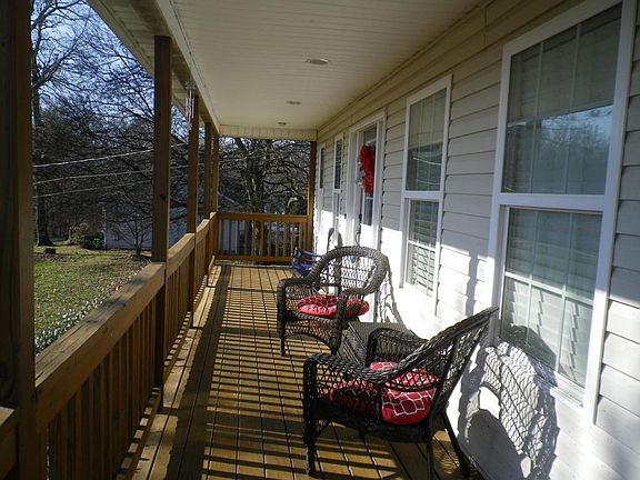 2nd image of 1604 Hidden Hills Dr