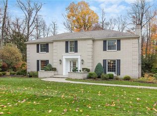 91 Farmington Rd, Buffalo, NY 14221