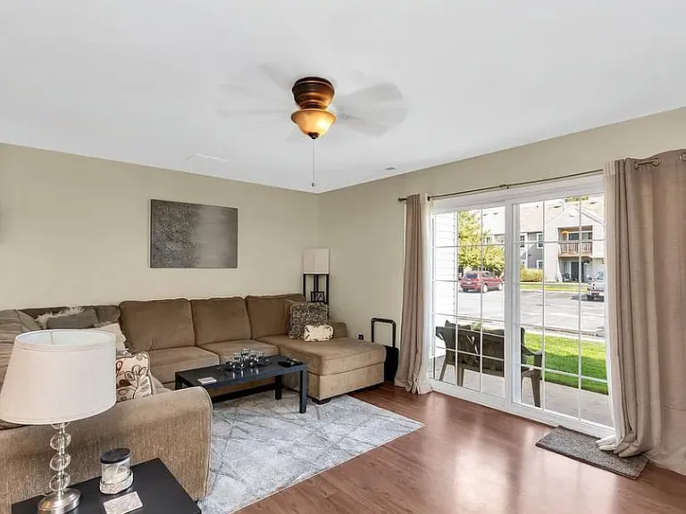 2501 Thistledown Ct #2501 — Photo 2