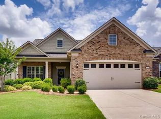 232 Grovefield Dr, Fort Mill, SC 29715