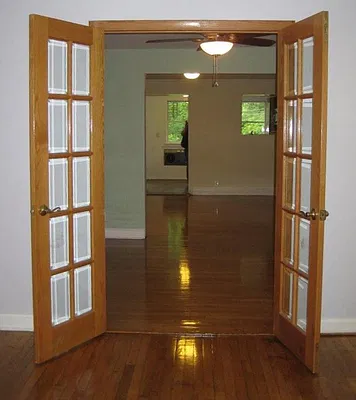 Rented by Brownstone Property Group | media 9