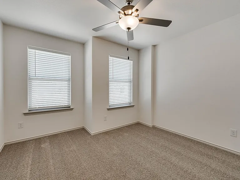 8210 E County Road 111 — Photo 14