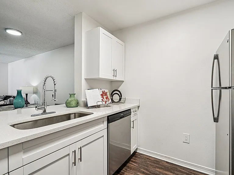 13-web-or-mls-SW 27th St-S1212-013