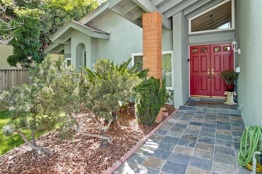 2nd image of 3167 Mabury Rd