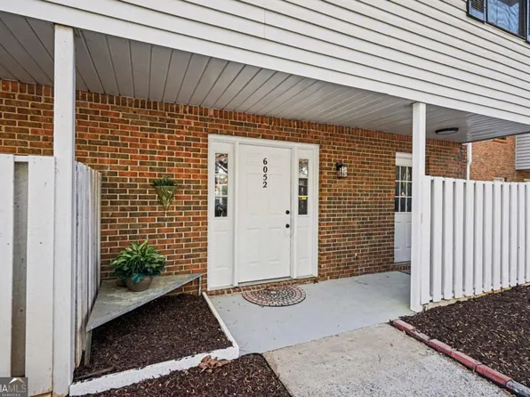 6052 Wintergreen Rd, Norcross, GA 30093