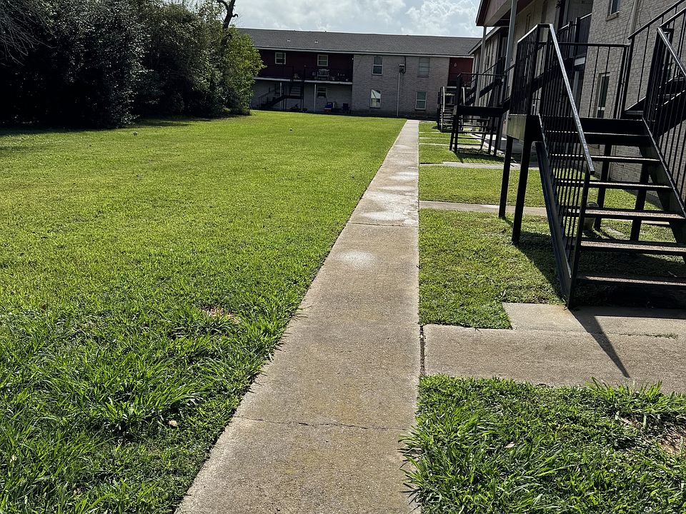 1st image of 1571 Texas Ave