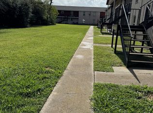1571 Texas Ave, Bridge City, TX 77611