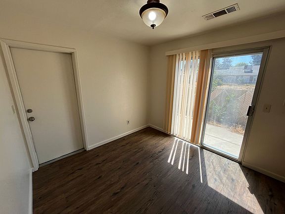 4th image of 851-859 W Mulberry Ave #859-2