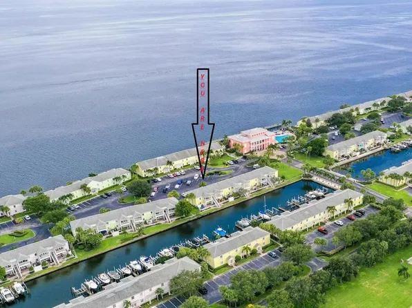 4911 Coquina Key Dr SE APT F, Saint Petersburg, FL 33705