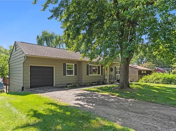 5641 Horton St, Mission, KS 66202