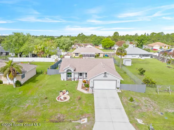 1670 Barnes Ave NW, Palm Bay, FL 32907