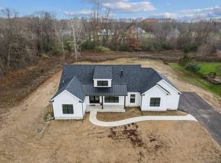 5279 Birch Rd, Davisburg, MI 48350