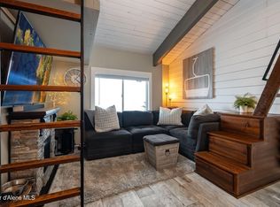 240 Mogul Hill Rd #3, Sandpoint, ID 83864