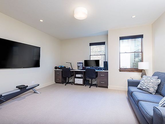 4th image of 68 Red Quill Ln