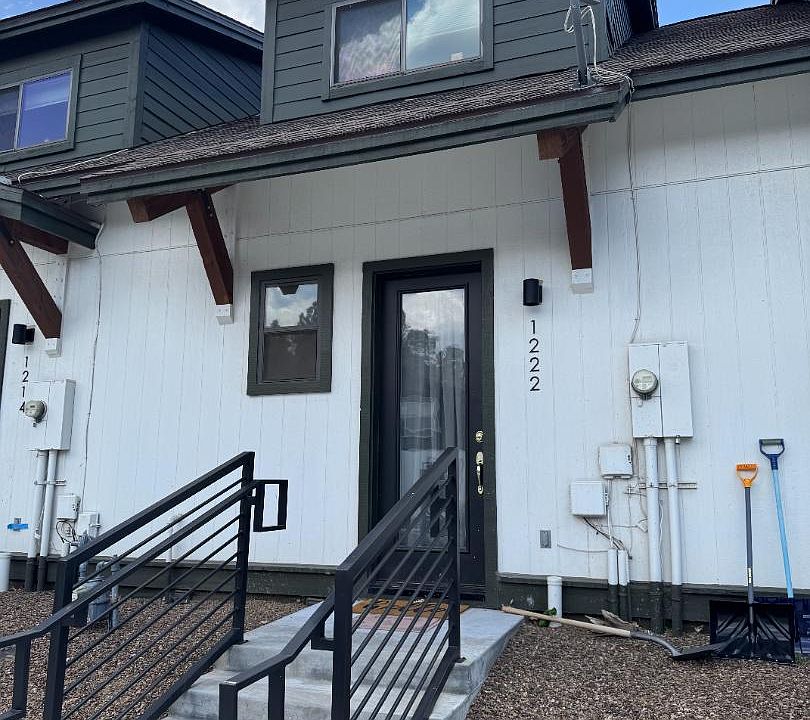 1st image of 1222 E Jen Dr