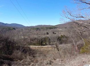 250 Ridge Walk Rd, Cosby, TN 37722