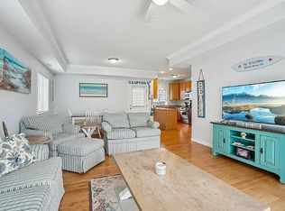 7 F St UNIT 4, Hampton, NH 03842