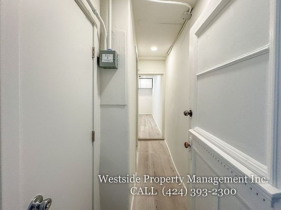 2nd image of 40 Sunset Ave #1/4