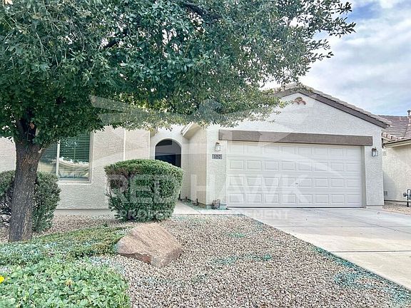 2nd image of 1057 E Sourwood Dr