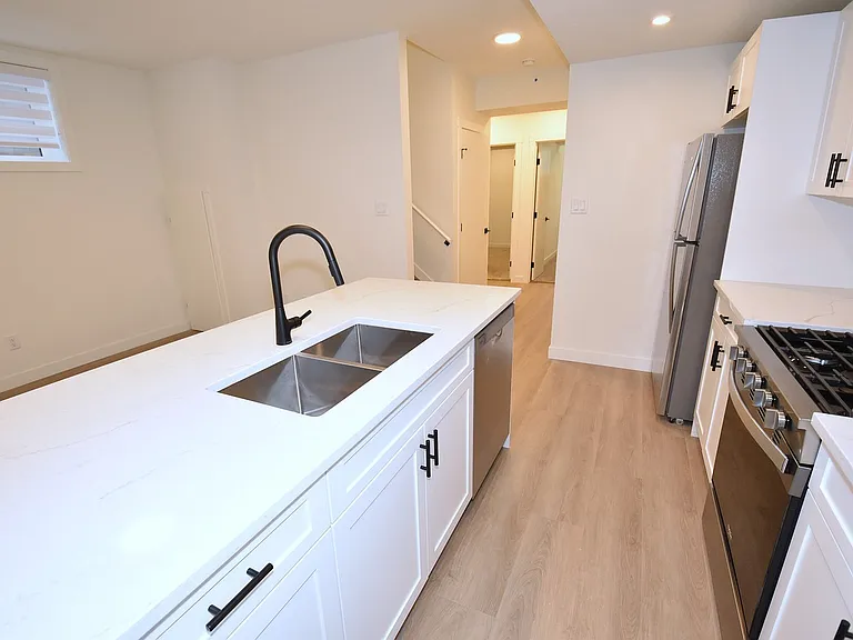 10320 147th St NW #B1 & B2 — Photo 11