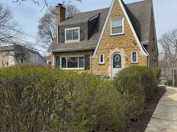 1912 Brown Ave #2, Evanston, IL 60201