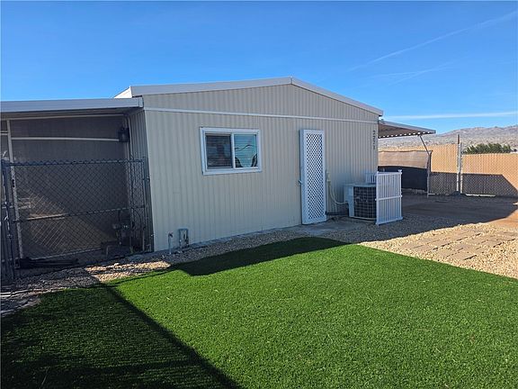 3rd image of 2271 W Riverview Circle