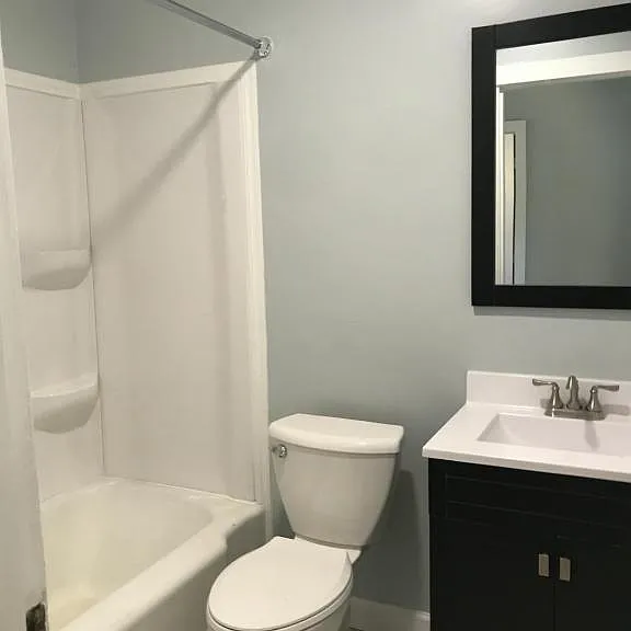 4138 Lake St #4 — Photo 3