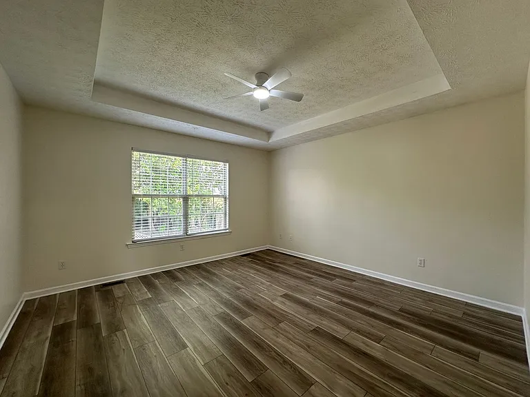 1437 Day Lily Dr — Photo 19