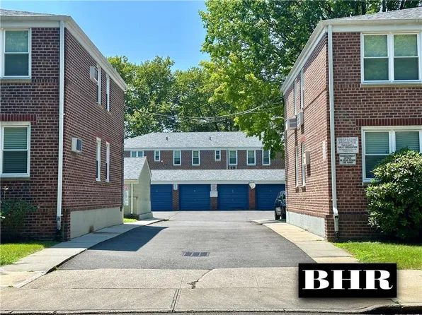 2019 Pearson Street image 11 of 12