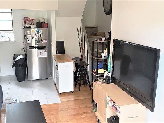 4th image of 4405 6th Ave APT 3G