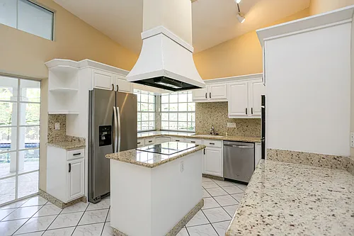 1040 Moon Lake Dr Photo 1
