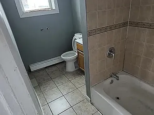 199 Smith St, Newark, NJ