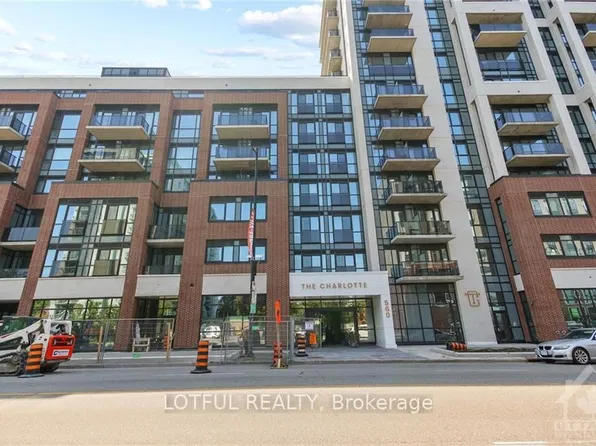 560 Rideau St, Ottawa, ON