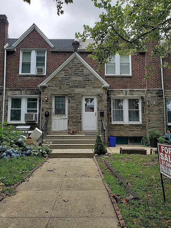3138 Fanshawe St photo 1