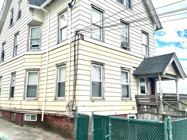 206 Lamberton Street, New Haven, CT 06519