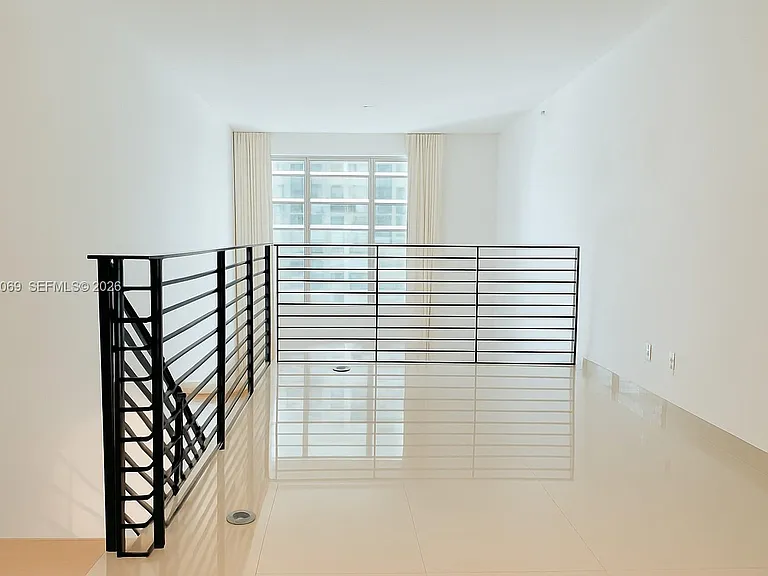 60 SW 13th St #3418 — Photo 5