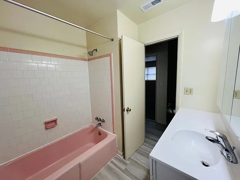 1407 Toms Creek Rd #3 — Photo 14