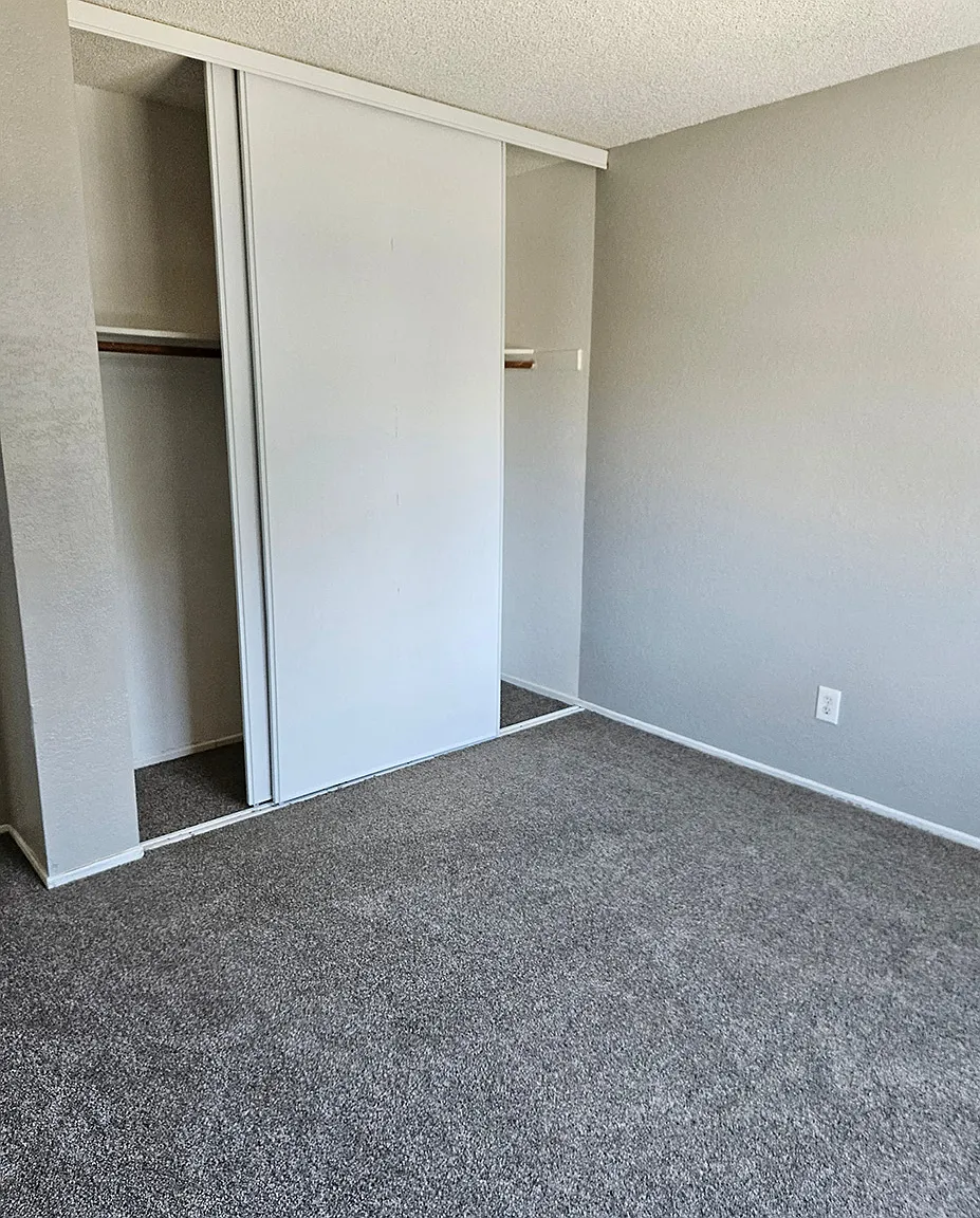 12 Sharon Drive — Photo 2