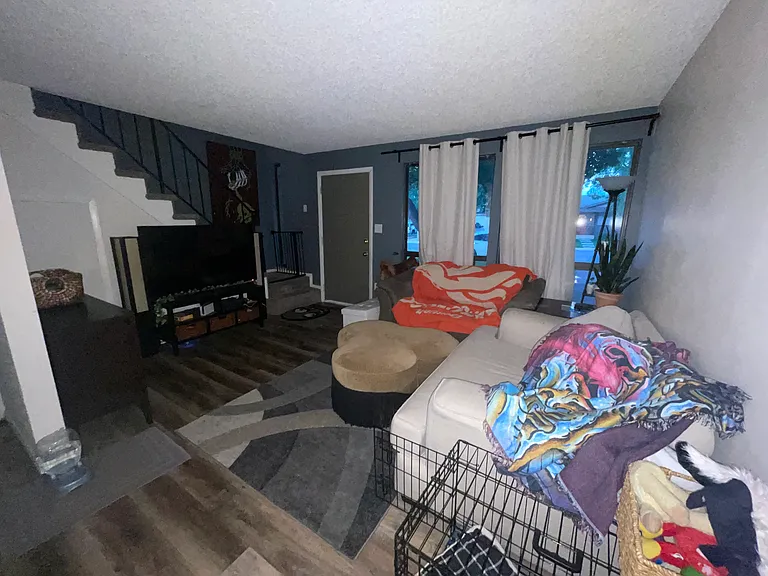 2701 Harvard St — Photo 5