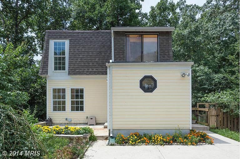 1st image of 12726 Brewster Cir
