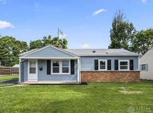 817 Westedge Dr, Tipp City, OH 45371
