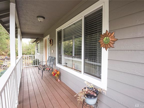 2nd image of 1350 E Manzanita Dr