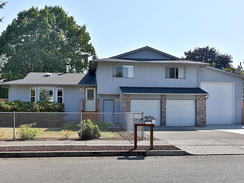 1st image of 3307 NE 134th Ave