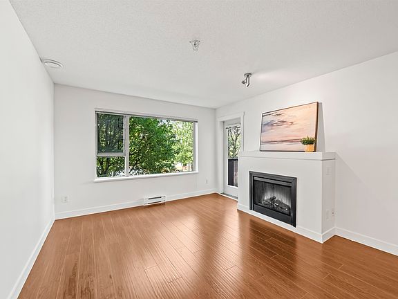 5th image of 4728 Dawson St #216