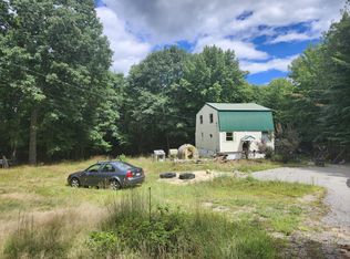 528 Sebago Rd, Naples, ME 04055