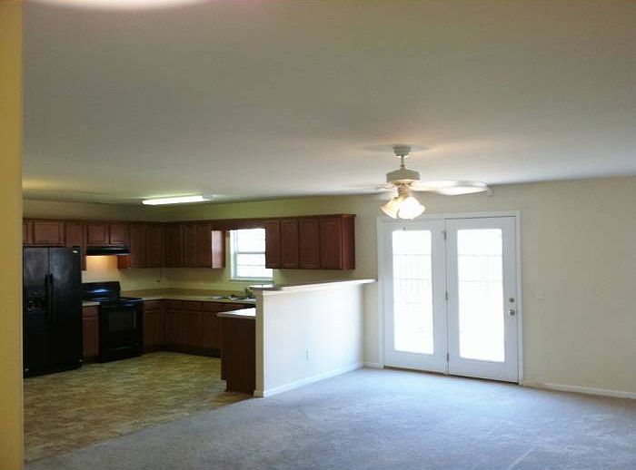 kitchen and family