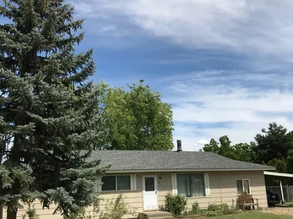 505 Eberle Rd, Grandview, WA 98930