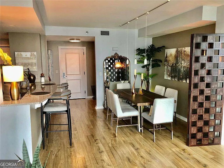 3338 Peachtree Rd NE #2906 — Photo 3